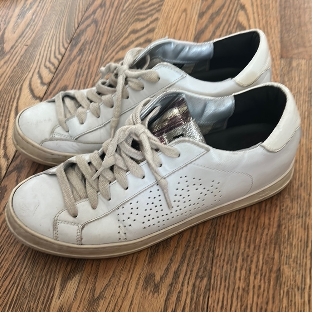 P448 White Leather Italian women’s Sneakers - size 40